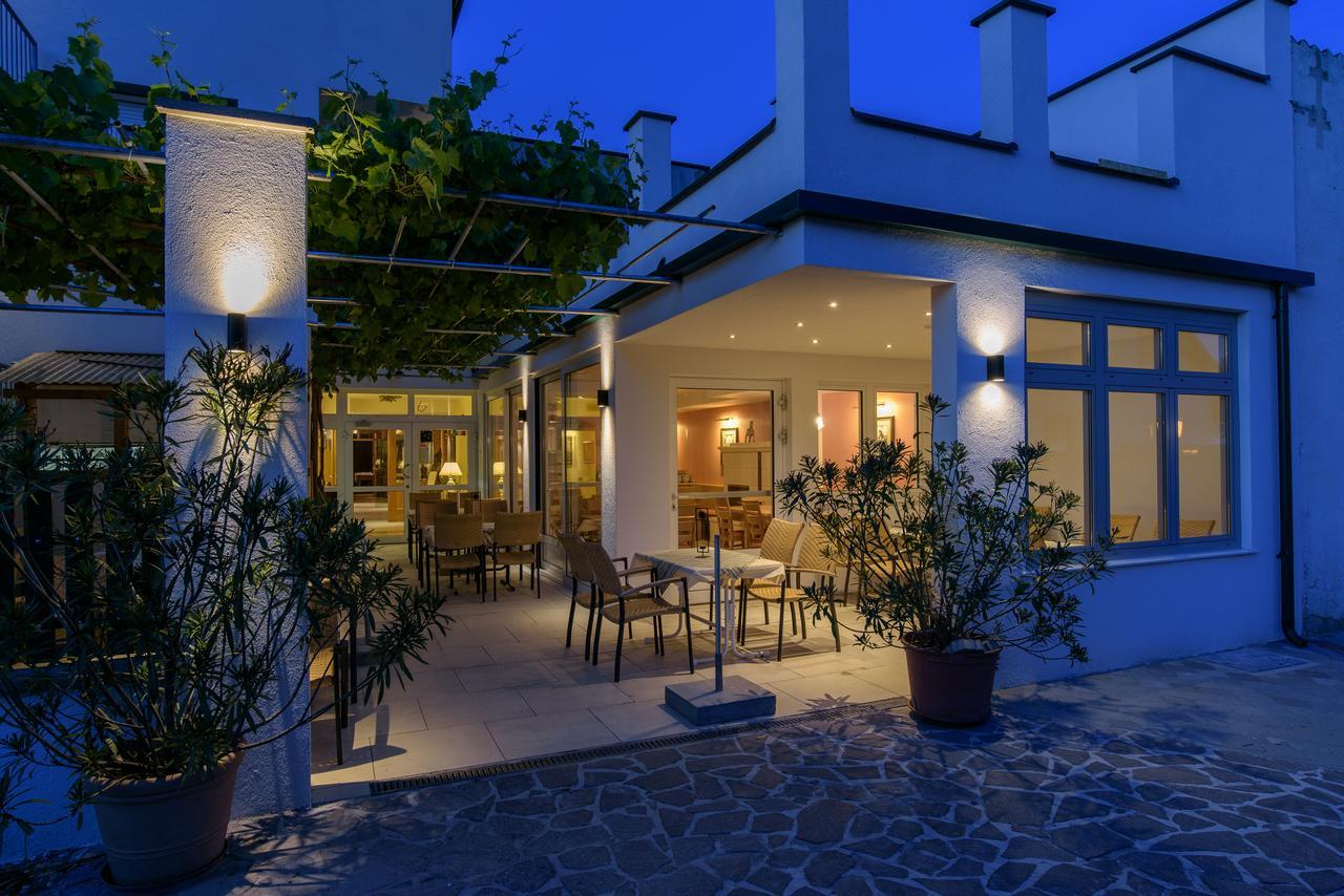 Hotel Zachs Sankt Margarethen im Burgenland Buitenkant foto