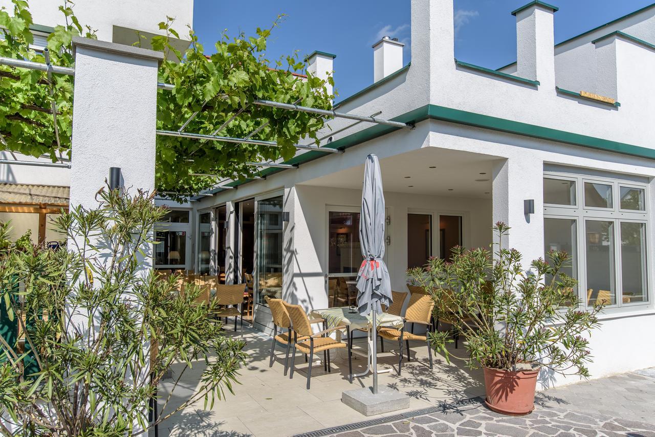 Hotel Zachs Sankt Margarethen im Burgenland Buitenkant foto