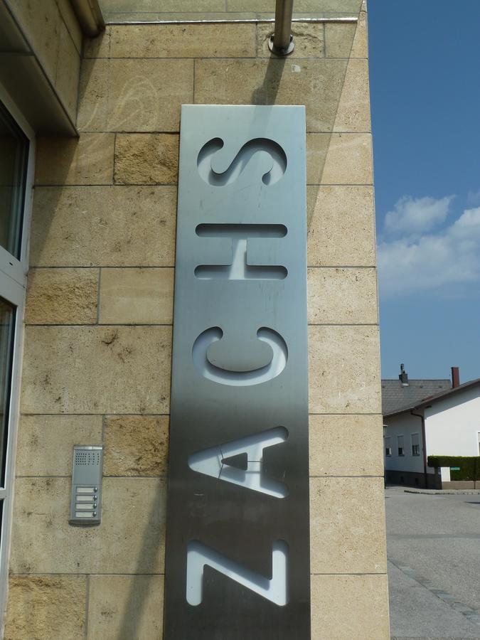 Hotel Zachs Sankt Margarethen im Burgenland Buitenkant foto